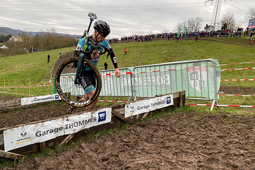/sites/default/files/2020-06/Loi%CC%88c-Bettendorff-002-CX-Nationals-%28Grand-Ducal-Cycling%29.jpg