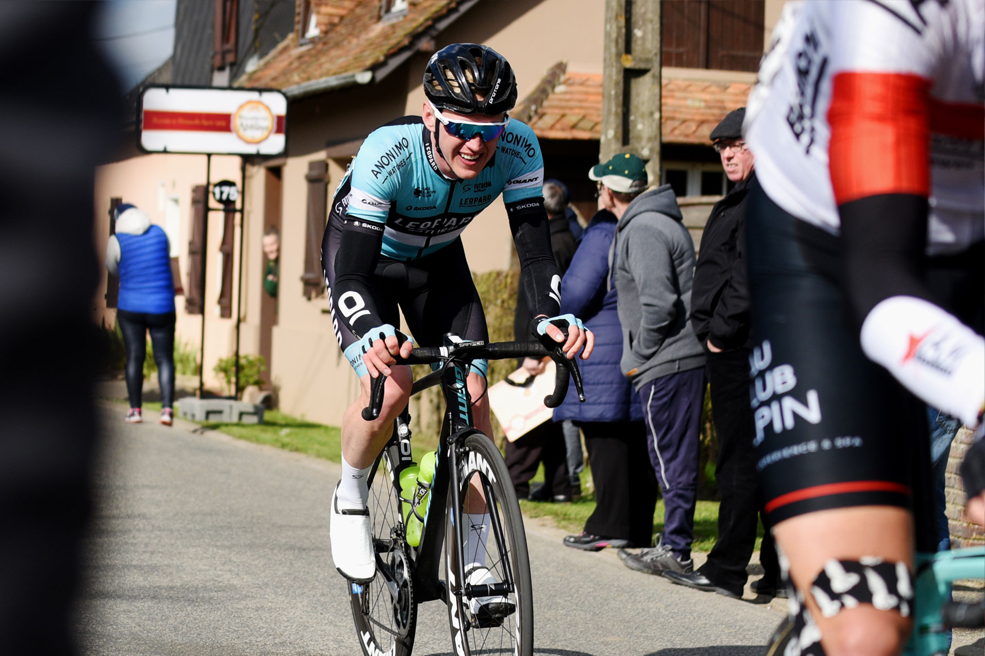 




Second place and two jerseys at Tour de Normandie's second stage


