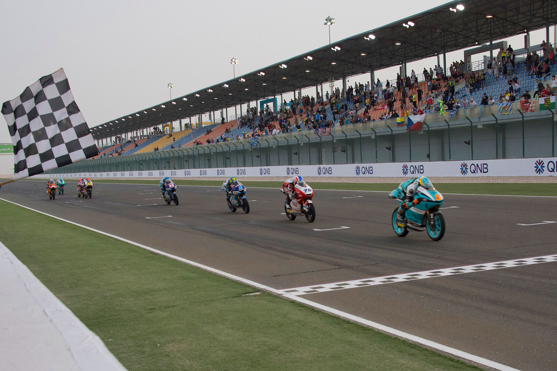 




Bittersweet feeling for the Leopard Racing after smelling the podium


