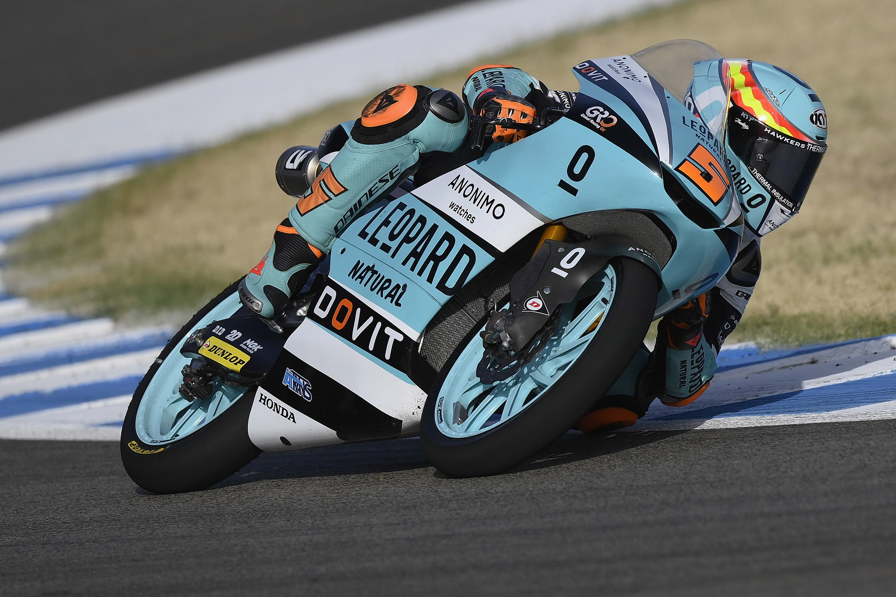




First day of free practice in Jerez for the Leopard Racing



