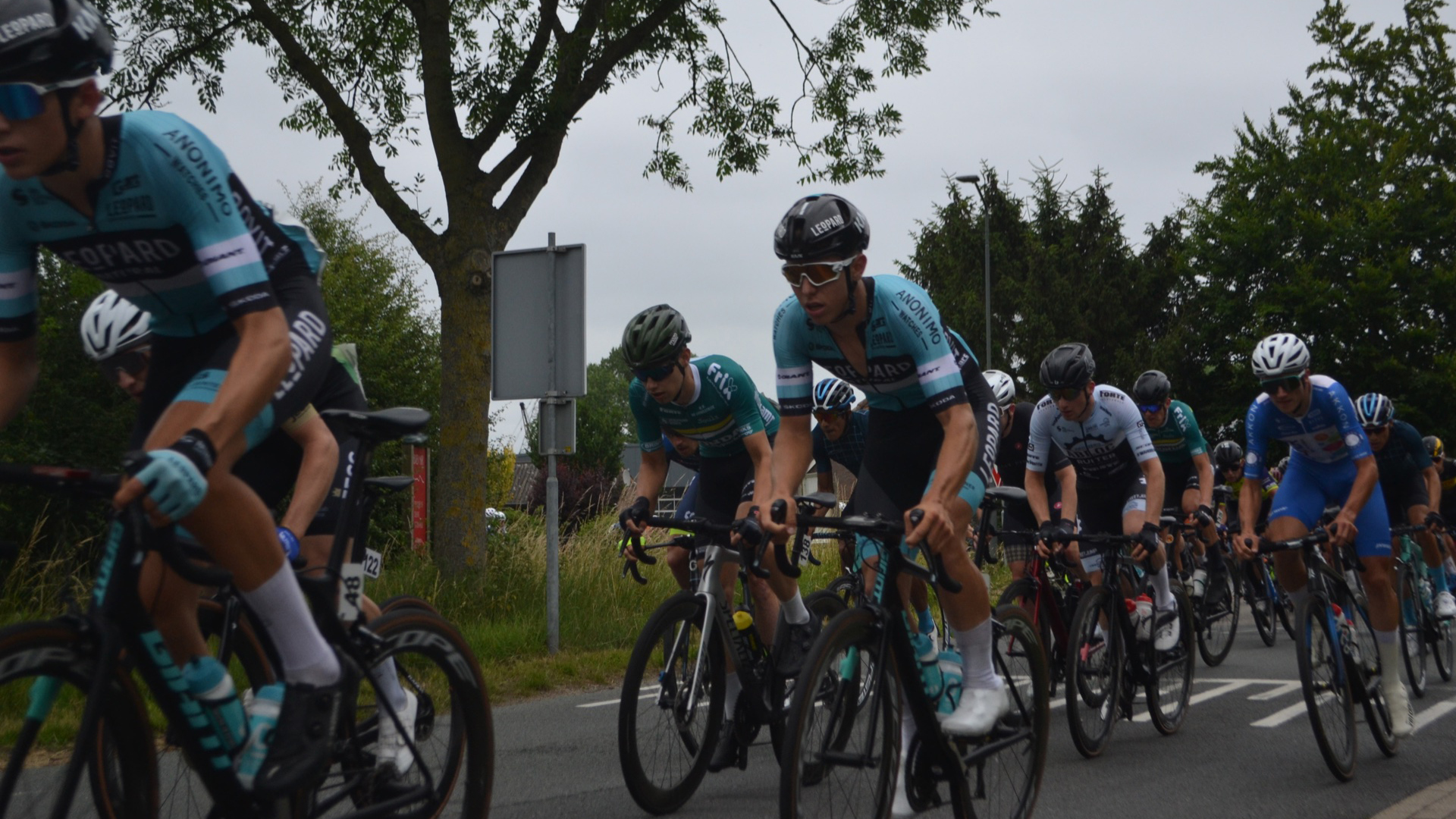 




Teutenberg sprints to fourth on his birthday


